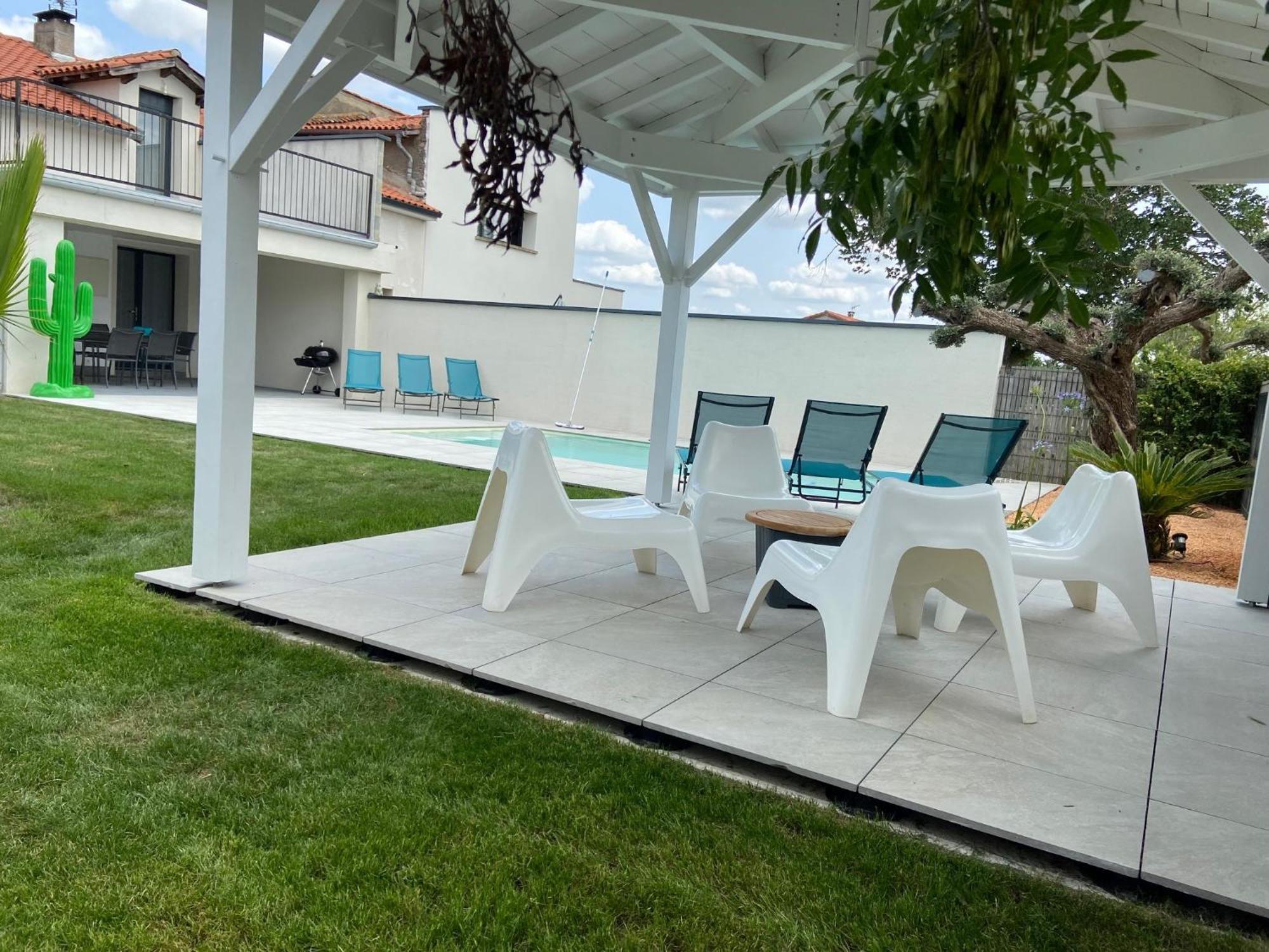 Jolie Maison Proche De Toulouse Lherm  Buitenkant foto